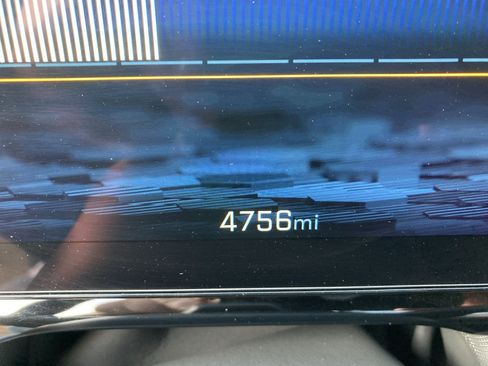 New 2025 Chevrolet Silverado EV RST image 18