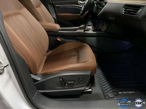 Used 2022 Audi e-tron Premium Plus w/ Premium Plus Package image 88