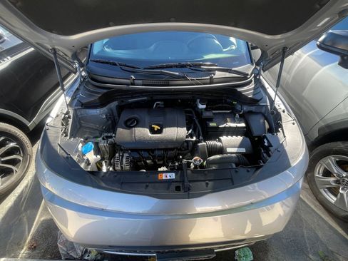 Used 2025 Kia Soul LX w/ LX Technology Package image 32