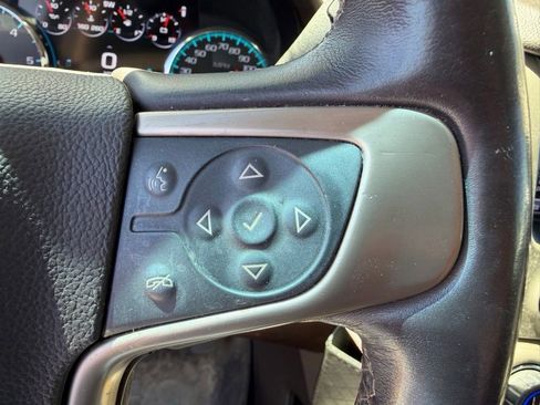 Used 2017 GMC Yukon XL Denali w/ Open Road Package image 12