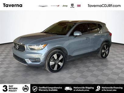 Used 2021 Volvo XC40 T5 Momentum w/ Protection Package Premier