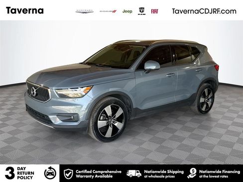 Used 2021 Volvo XC40 T5 Momentum w/ Protection Package Premier AWD/4WD image 1