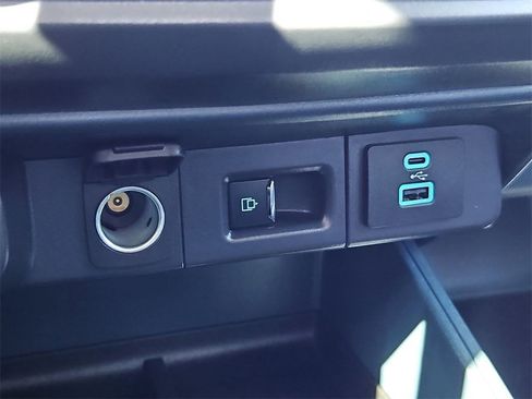 Used 2024 Ford Maverick Tremor w/ Tremor Off-Road Package image 23