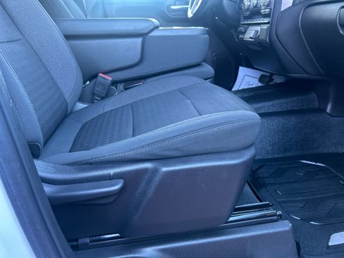 Used 2021 GMC Sierra 2500 SLE w/ SLE Value Package; image 16