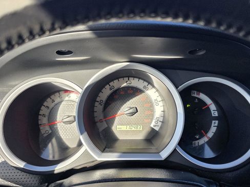 Used 2015 Toyota Tacoma PreRunner w/ TRD Off-Road Package image 23