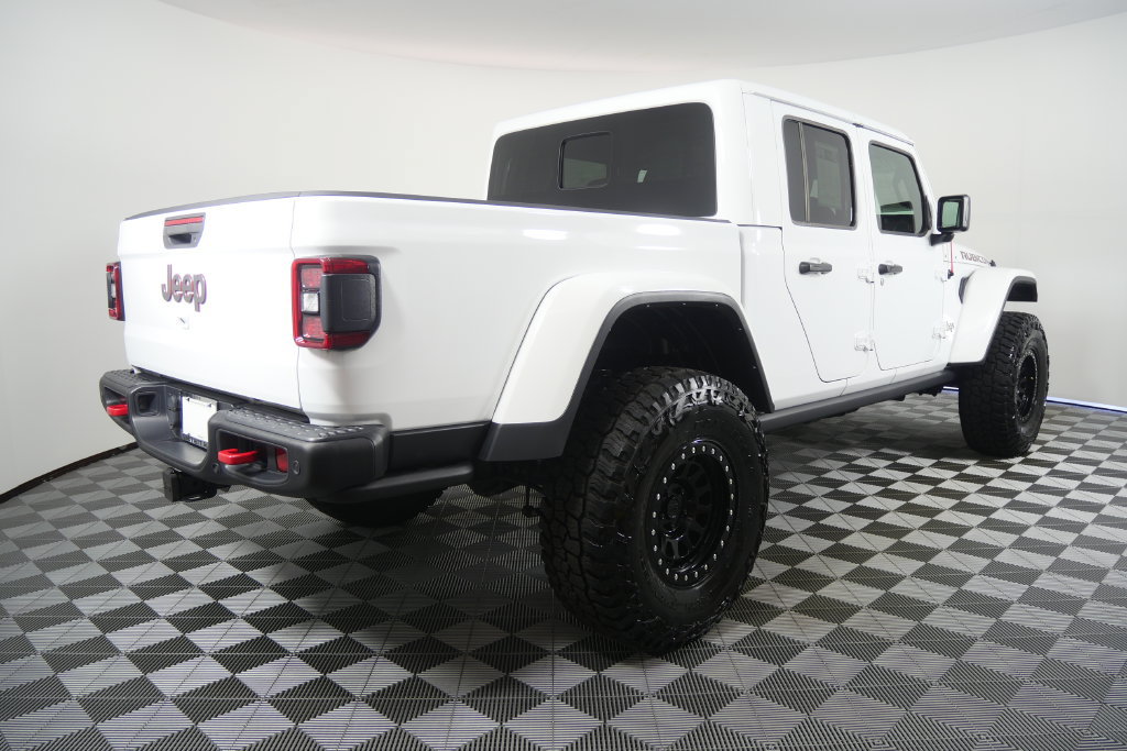 Used 2021 Jeep Gladiator Rubicon AWD/4WD image 4