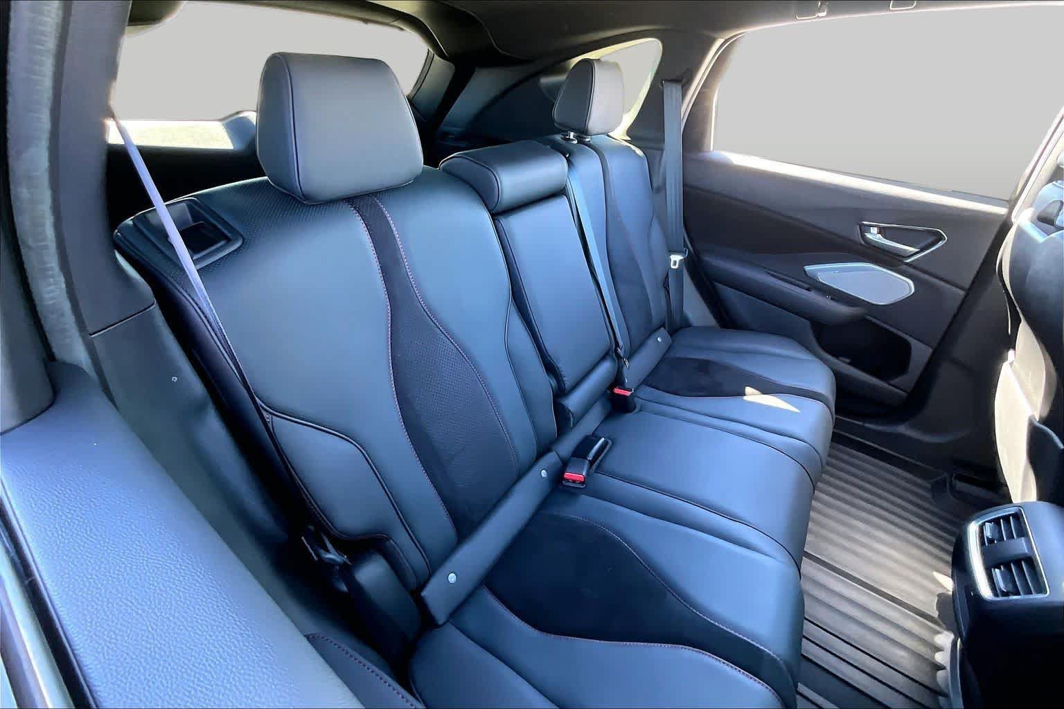 Used 2025 Acura RDX w/ Advance Package AWD/4WD image 18