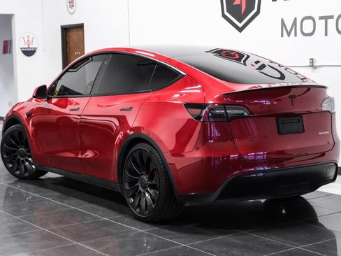 Used 2023 Tesla Model Y Performance AWD/4WD image 11