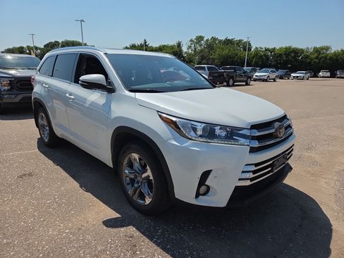 Used 2018 Toyota Highlander Limited Platinum w/ Protection Package #3 AWD/4WD image 6