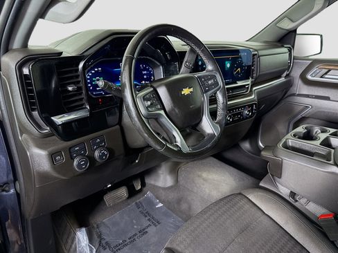 Used 2023 Chevrolet Silverado 1500 LT AWD/4WD image 23