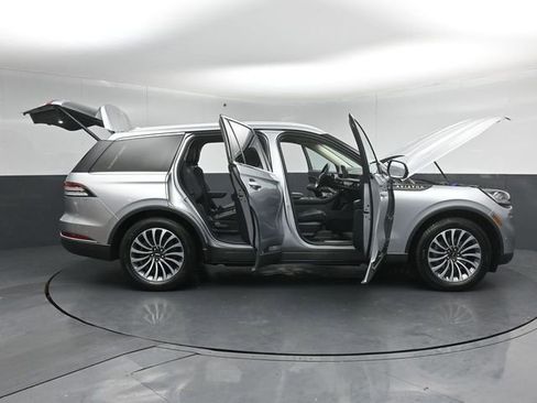 Used 2020 Lincoln Aviator Reserve w/ Equipment Group 201A image 62