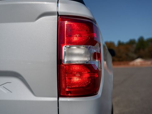 New 2026 Ford Maverick XL image 9