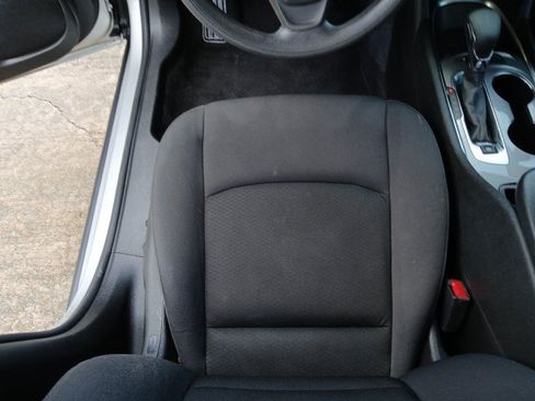 Used 2022 Chevrolet Malibu LT FWD image 17