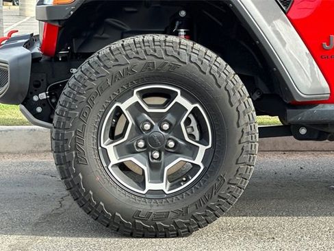 Certified 2023 Jeep Gladiator Mojave w/ Trailer Tow Package image 25