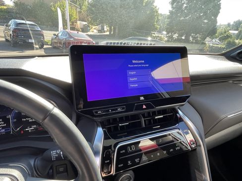 Certified 2024 Toyota Venza Limited AWD/4WD image 25