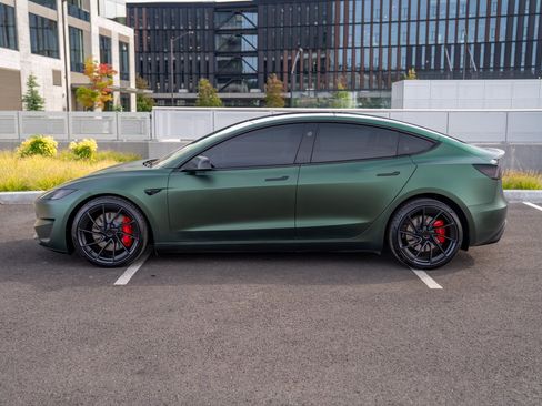 Used 2024 Tesla Model 3 Performance AWD/4WD image 2