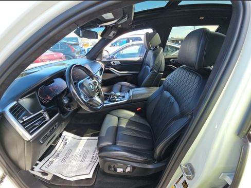 Used 2022 BMW X7 M50i w/ Dynamic Handling Package AWD/4WD image 5