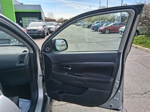 Used 2013 Mitsubishi Outlander Sport SE image 10