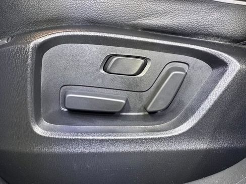 Used 2025 MAZDA CX-5 AWD 2.5 S w/ Preferred Package image 22