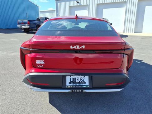 Used 2025 Kia K4 LXS image 5