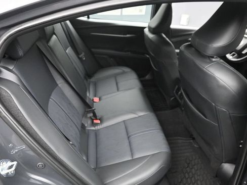 Used 2025 Toyota Camry XSE FWD image 17