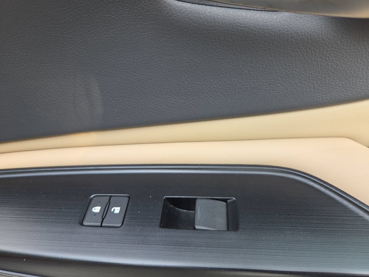 Used 2020 Lexus ES 350 w/ Accessory Package 2 FWD image 21