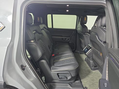 Used 2023 Rivian R1S Adventure Quad AWD/4WD image 23