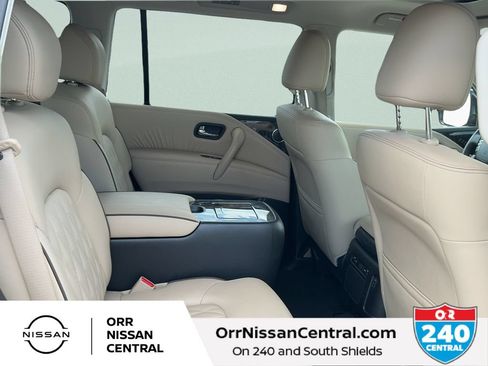 Used 2024 Nissan Armada Platinum w/ Captain's Chairs Package RWD image 12