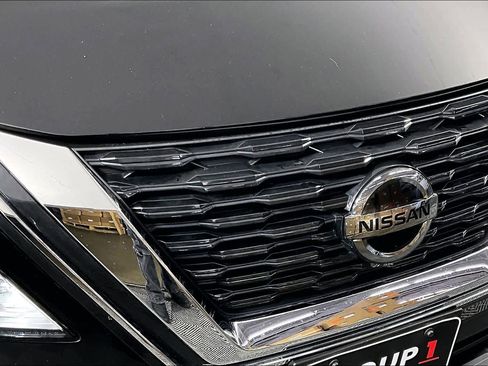 Used 2021 Nissan Rogue SV image 30