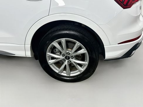 Used 2025 Audi Q3 2.0T Premium AWD/4WD image 11