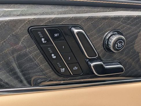 New 2025 Cadillac Escalade IQ Luxury 2 image 22