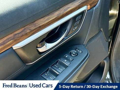 Used 2018 Honda CR-V Touring image 23
