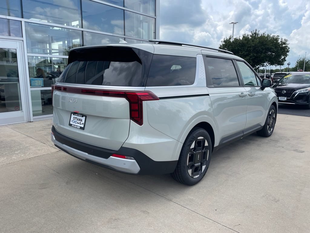 New 2027 Kia Carnival EX FWD image 5