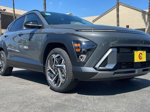 New 2026 Hyundai Kona SEL Premium image 5