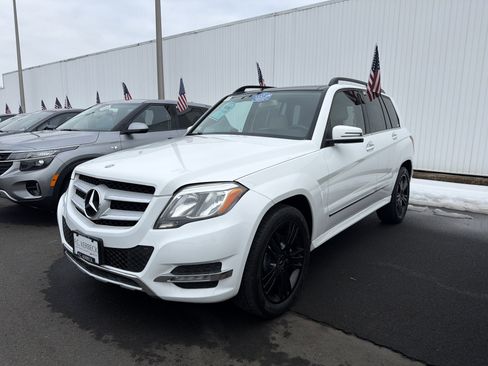 Used 2014 Mercedes-Benz GLK 350 4MATIC image 1