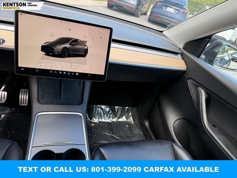 Used 2022 Tesla Model Y Performance AWD/4WD image 17