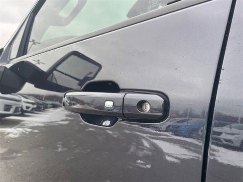 Used 2025 GMC Sierra 2500 AT4 w/ AT4 Premium Plus Package image 61