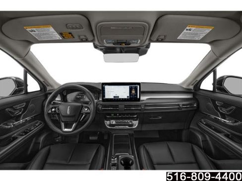 Used 2023 Lincoln Corsair AWD w/ Equipment Group 101A image 9