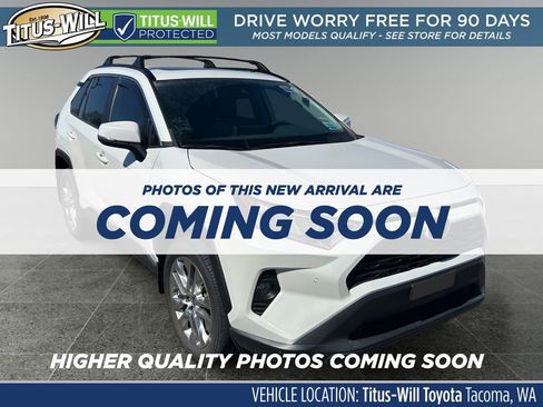 Used 2021 Toyota RAV4 XLE Premium image 1