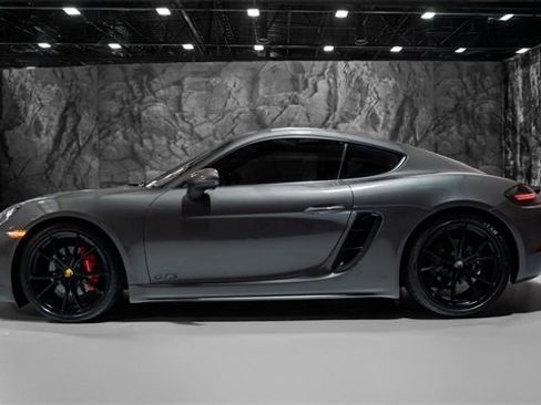Used 2018 Porsche 718 Cayman GTS image 22