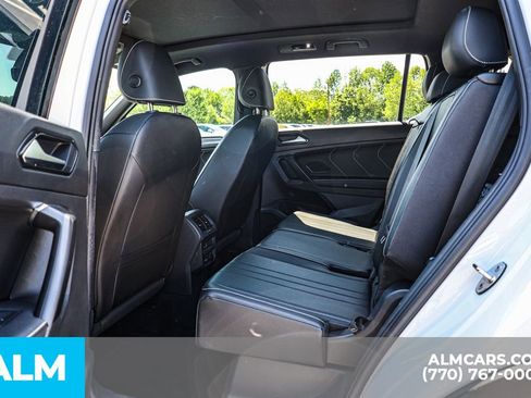 Used 2023 Volkswagen Tiguan SE R-Line FWD image 17