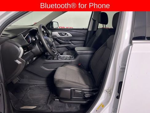 Used 2021 Chevrolet Traverse LS w/ LPO, Floor Liner Package image 10