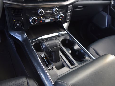 Used 2022 Ford F150 Lariat w/ Equipment Group 502A High image 16