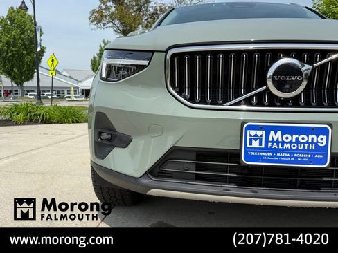 Used 2023 Volvo XC40 B5 Plus w/ Driver Assist Package AWD/4WD image 5