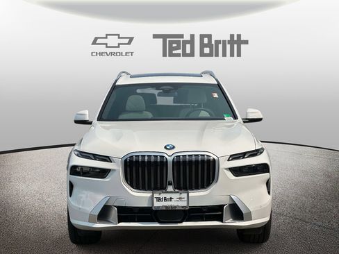 Used 2023 BMW X7 xDrive40i AWD/4WD image 2