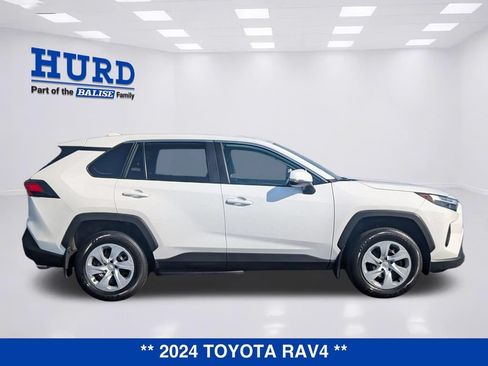 Used 2024 Toyota RAV4 LE AWD/4WD image 3