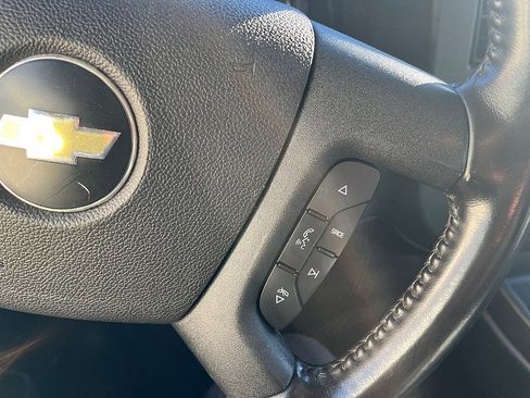 Used 2020 Chevrolet Express 2500 Extended w/ Communications Package image 32