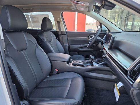 New 2026 Kia Sorento S image 12