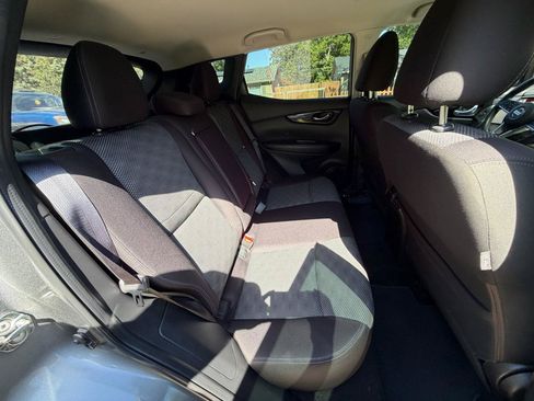 Used 2018 Nissan Rogue Sport SV AWD/4WD image 21