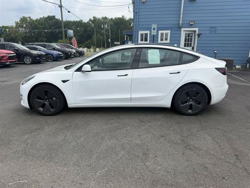 Used 2021 Tesla Model 3 Standard Range Plus RWD image 5